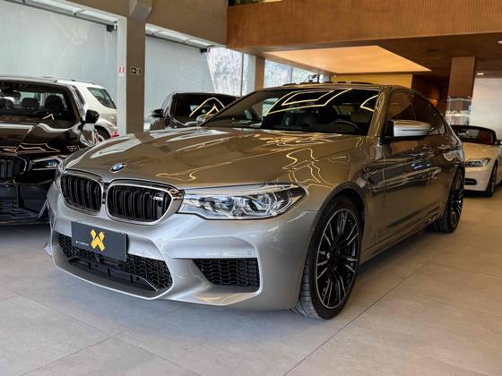 BMW M5 4.4 V8 TWIN POWER M XDRIVE STEPTRONIC